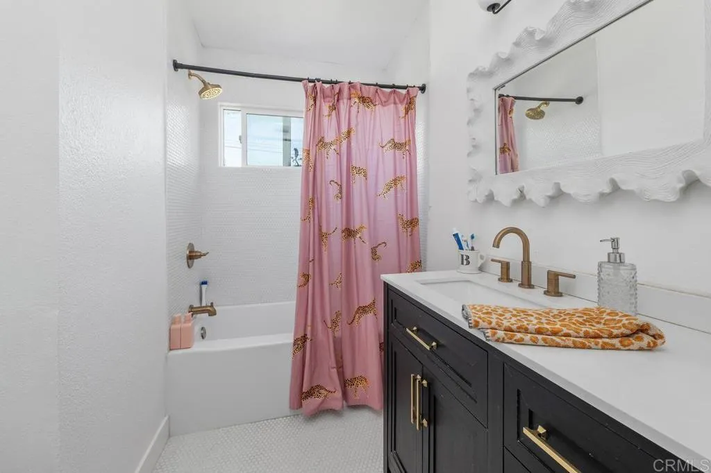 https://cdn.realtyfeed.com/cdn/127/306754840/5c89b7e8419fe2a1487df2671fd3796f.webp