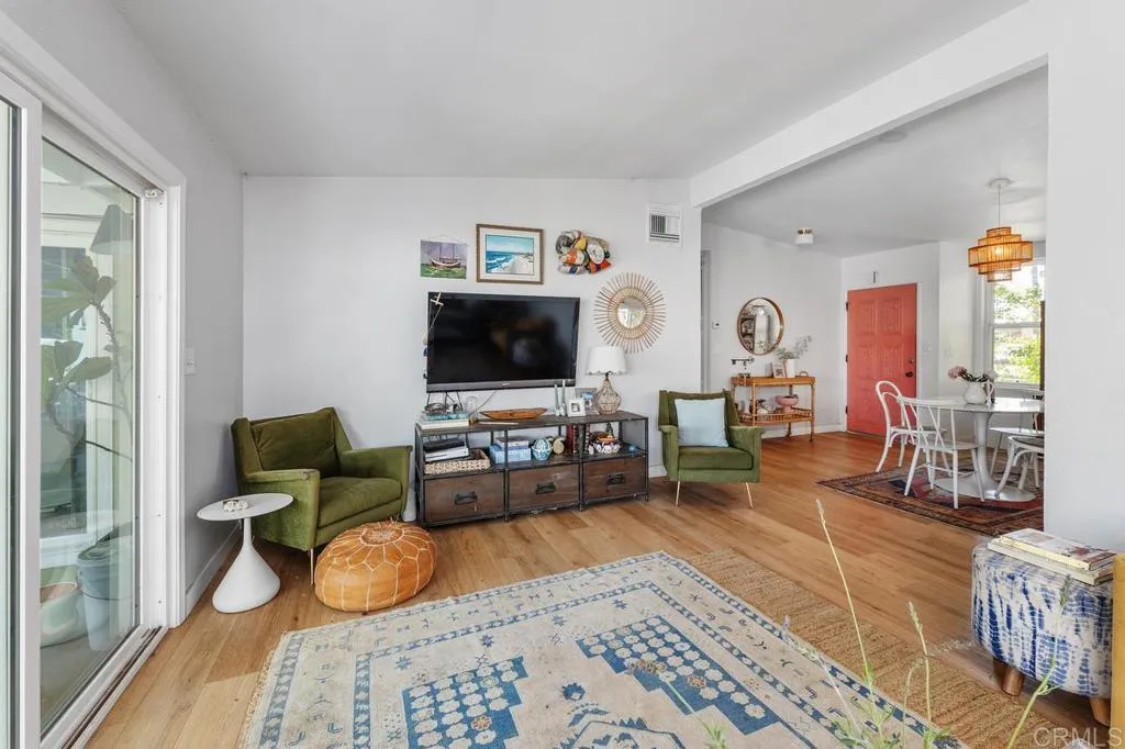 https://cdn.realtyfeed.com/cdn/127/306754840/7a0760032445cc2a4e64e83a319b7ce3.webp