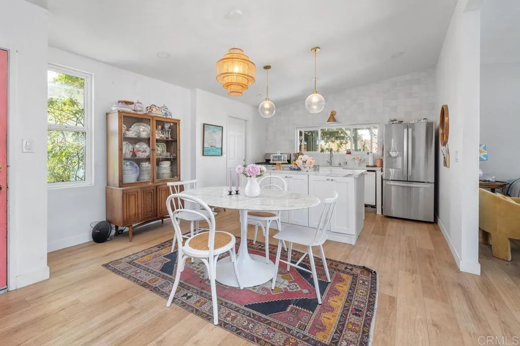 https://cdn.realtyfeed.com/cdn/127/306754840/9452269a4ec9dcbccc9b30da12add4d8.webp