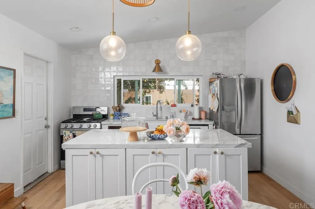 https://cdn.realtyfeed.com/cdn/127/306754840/f8c76a3720b58650c6816c363106c1e4.webp