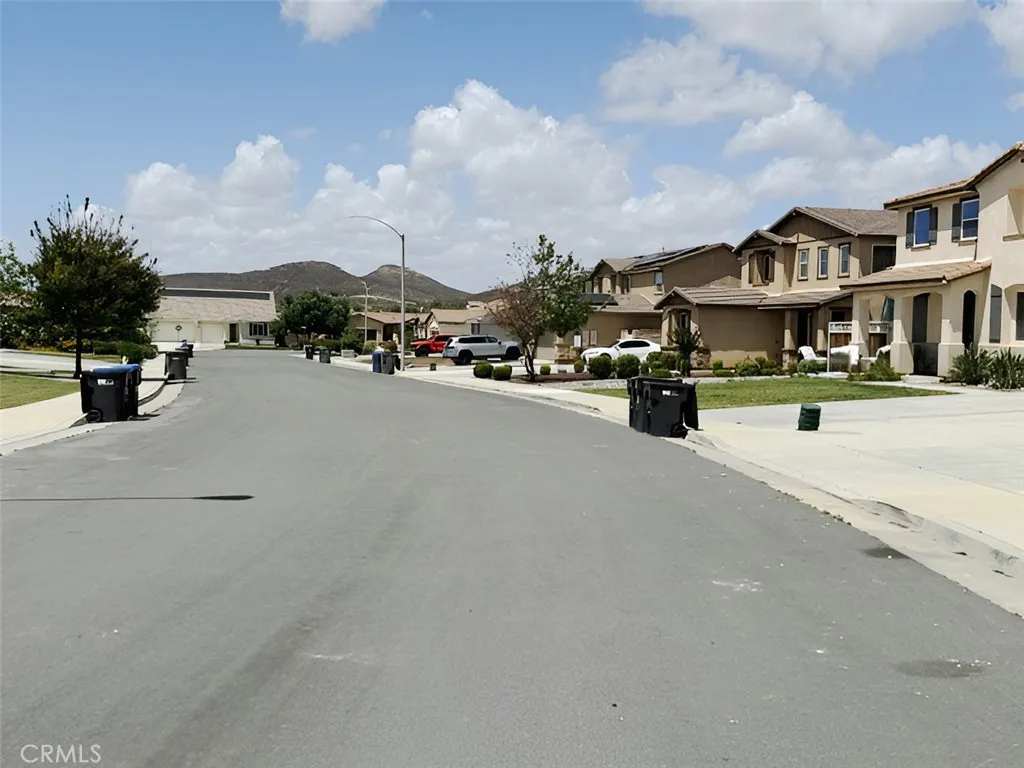 34936 Old Vine, Winchester, CA 92596 - Photo 2 of 28, Winchester, CA