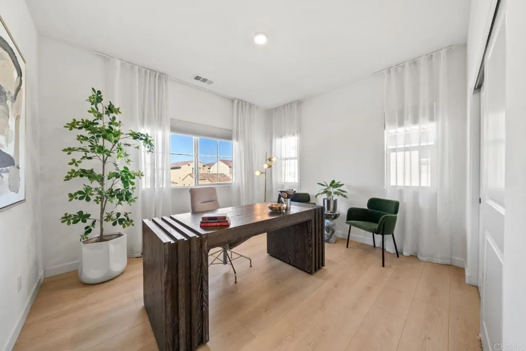 https://cdn.realtyfeed.com/cdn/127/306754869/0df8b50021813fa43407110fb19239da.webp