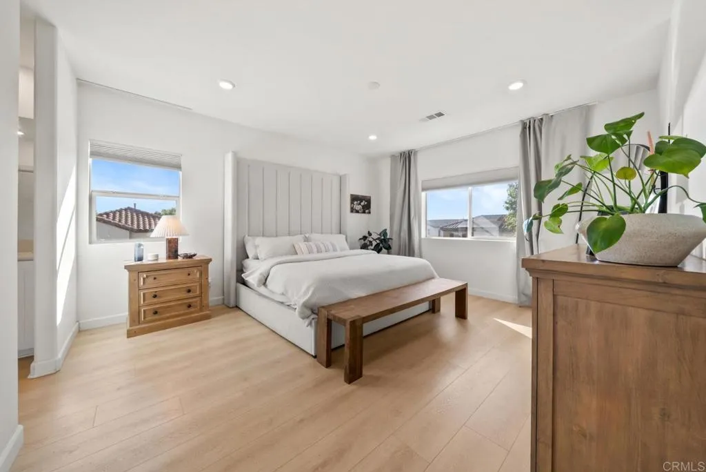 https://cdn.realtyfeed.com/cdn/127/306754869/8a9dc2cce98cfaa862198946160332c9.webp