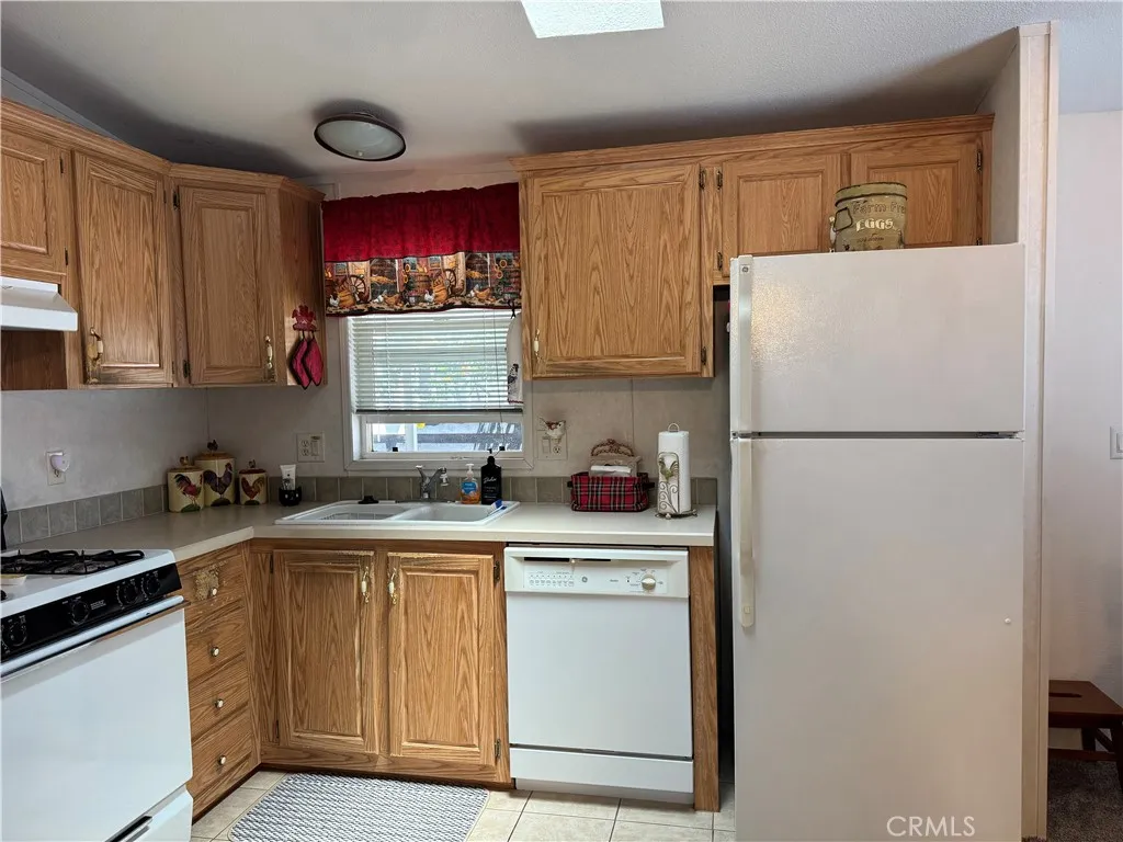 17261 Gothard Unit 5, Huntington Beach, CA 92647 - Photo 5 of 20, Huntington Beach, CA
