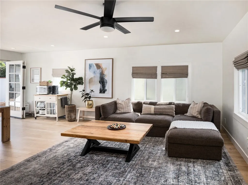 527 W Mariposa Avenue, El Segundo, CA 90245 - Photo 3 of 13, El Segundo, CA