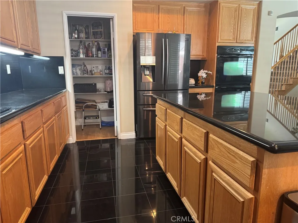 12269 Bali Street, Victorville, CA 92392 - Photo 5 of 25, Victorville, CA