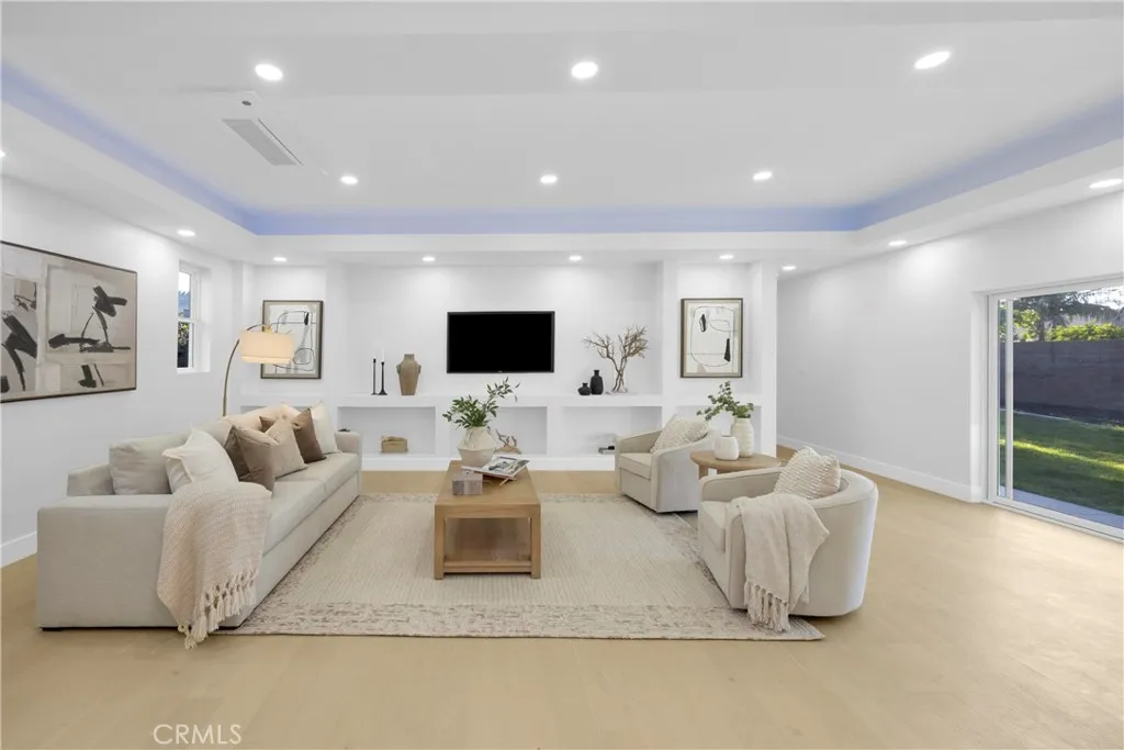 12151 Reagan, Los Alamitos, CA 90720 - Photo 5 of 24, Los Alamitos, CA