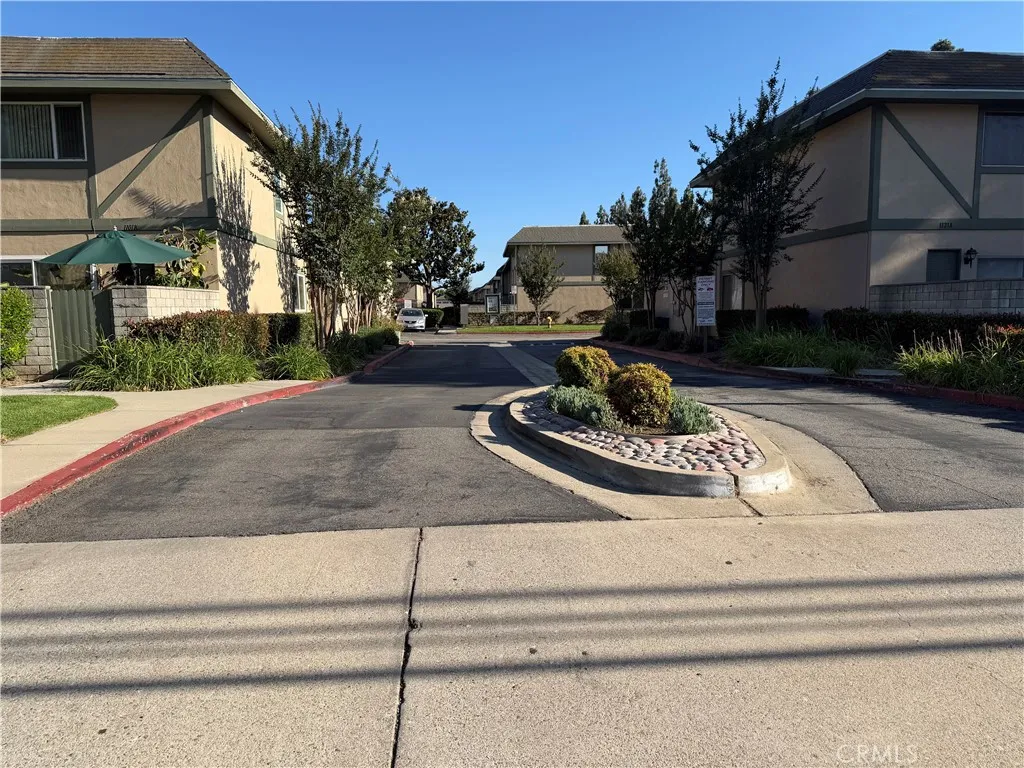 1115 W Francis Unit F, Ontario, CA 91762 - Photo 3 of 11, Ontario, CA