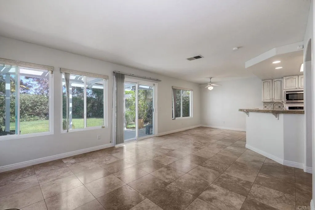 Photo #11: PTP2604911 Listing: Photo #11