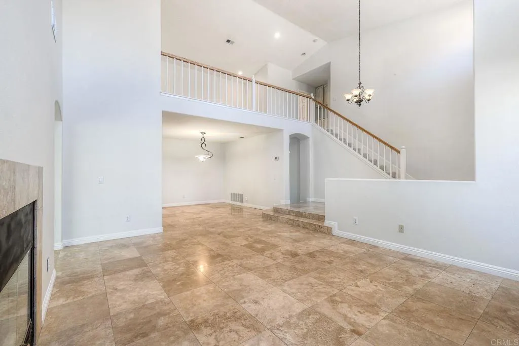 1073 Torrey Pines Drive, Chula Vista, CA 91915 - Photo 5 of 24, Chula Vista, CA