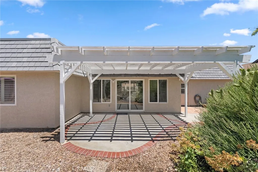 https://cdn.realtyfeed.com/cdn/127/306755013/413f7a2e802328824c6d67b32b0a18c8.webp