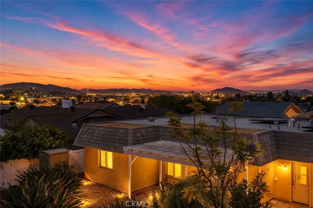 https://cdn.realtyfeed.com/cdn/127/306755013/aa61d89ae429cf07cbcdd6667df0edf8.webp