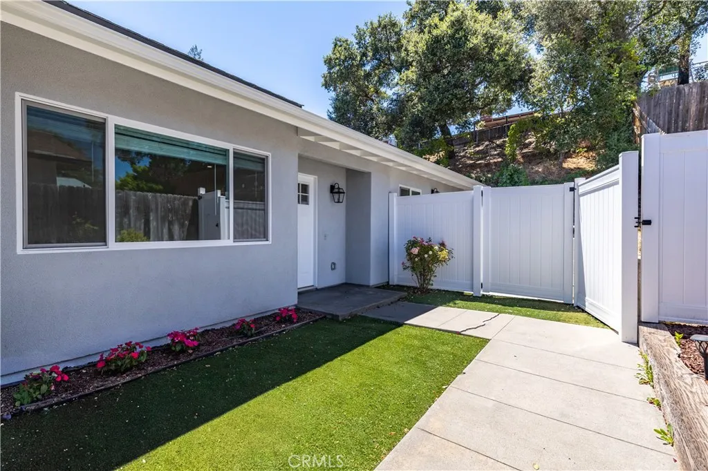 4540 Mananita, Atascadero, CA 93422 - Photo 2 of 29, Atascadero, CA