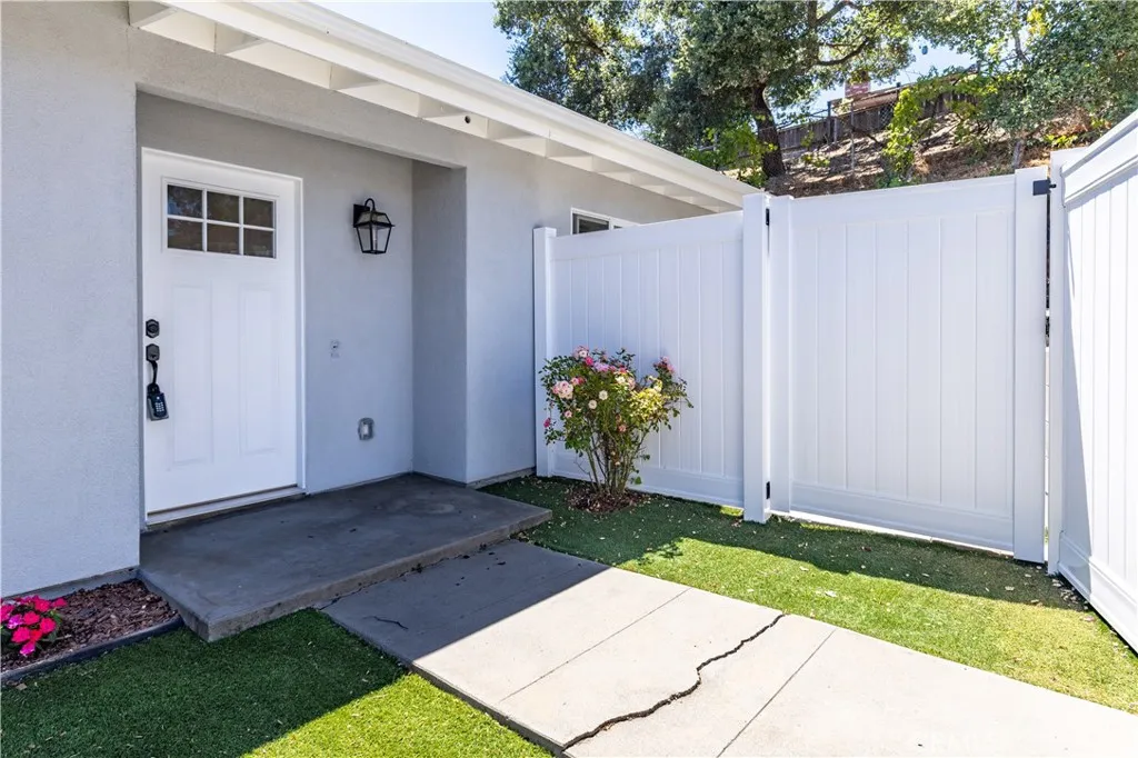 4540 Mananita, Atascadero, CA 93422 - Photo 3 of 29, Atascadero, CA