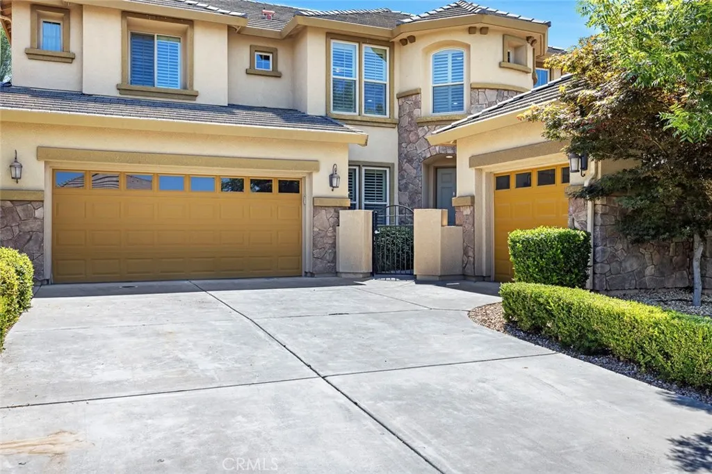 1135 N Whittier Avenue, Clovis, CA 93611 - Photo 2 of 64, Clovis, CA