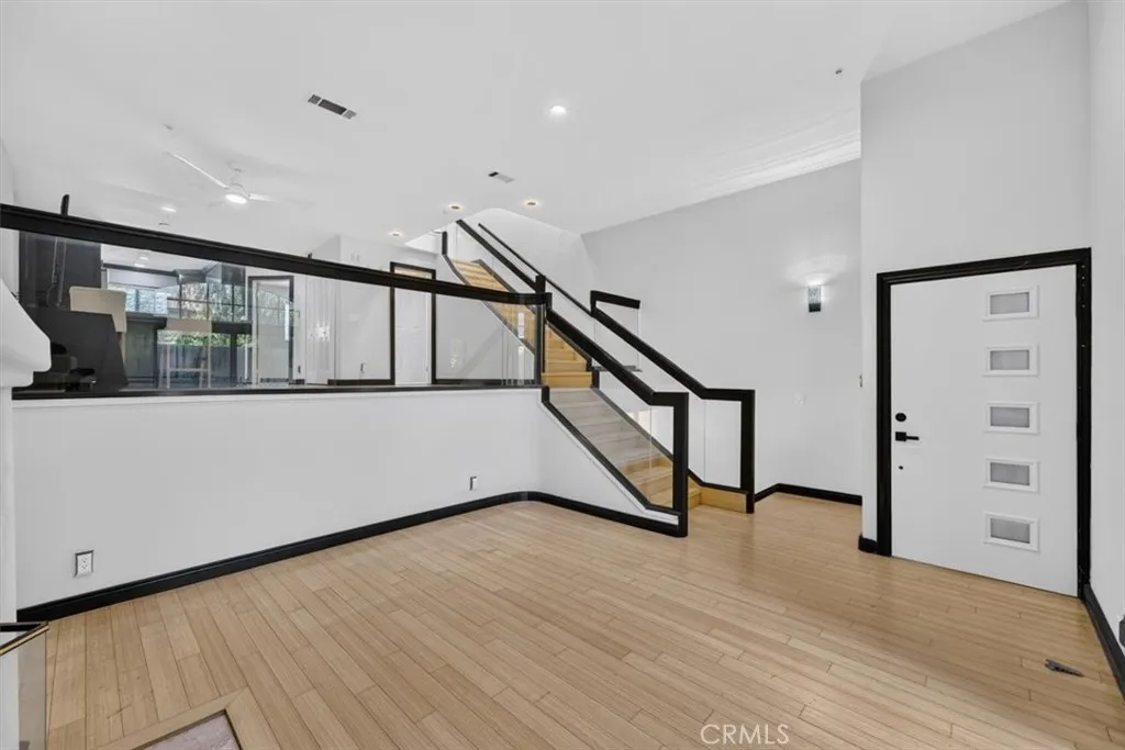 438 S Garfield Avenue Unit E, Monterey Park, CA 91754 - Main photo, Monterey Park, CA