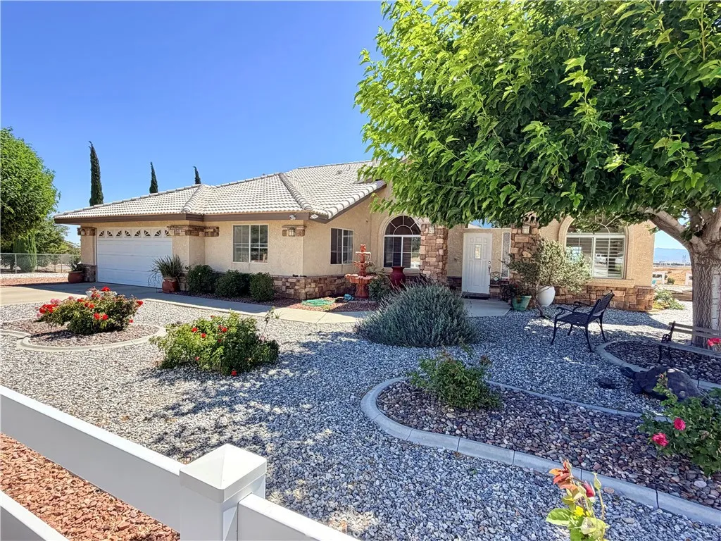 8535 Alta Mesa Road, Hesperia, CA 92344 - Main photo, Hesperia, CA