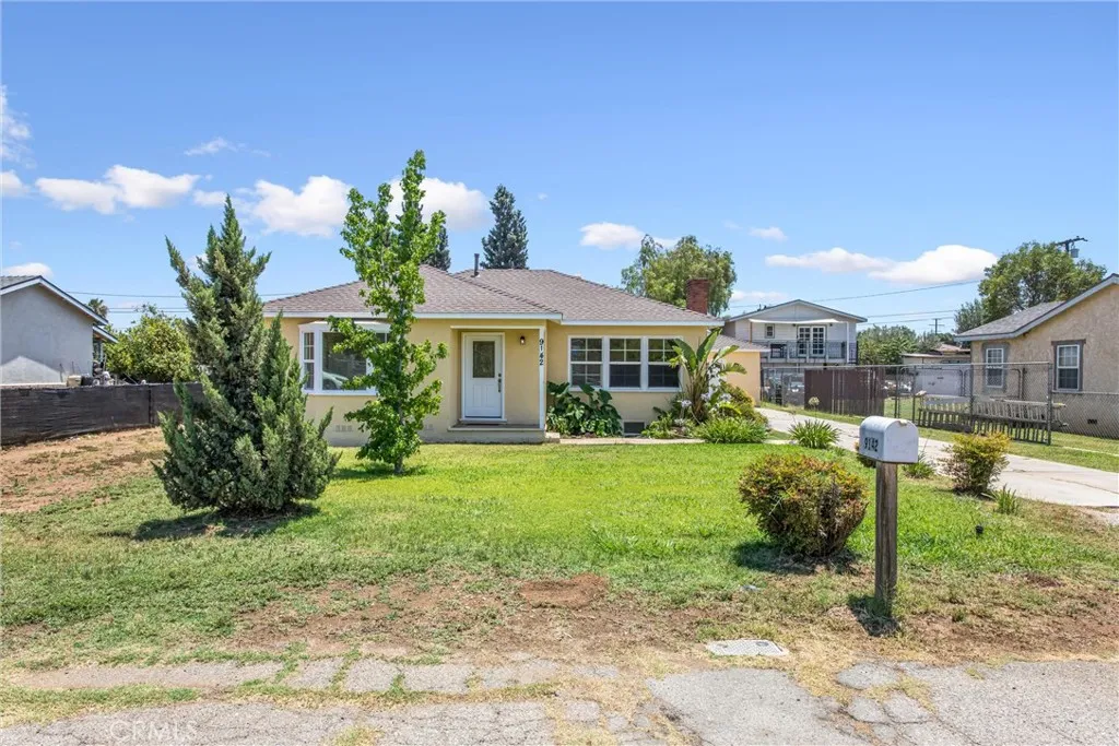 9142 Johnson Court, Jurupa Valley, CA 92509 - Photo 4 of 30, Jurupa Valley, CA