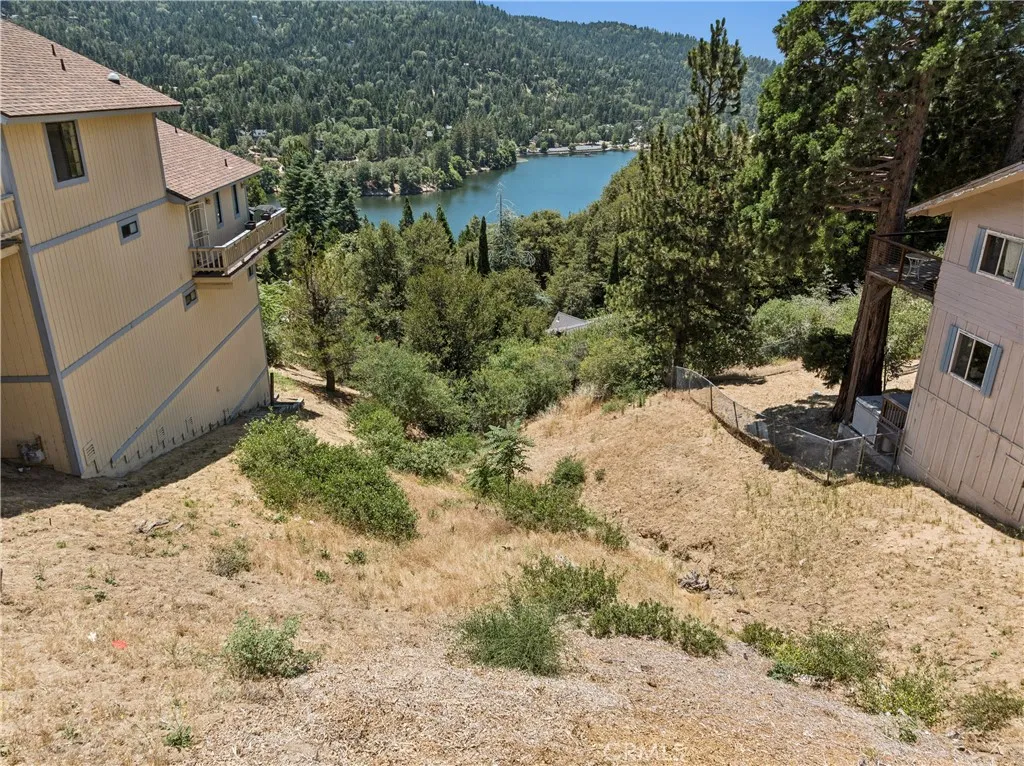 402 Darfo, Crestline, CA 92325 - Photo 3 of 9, Crestline, CA