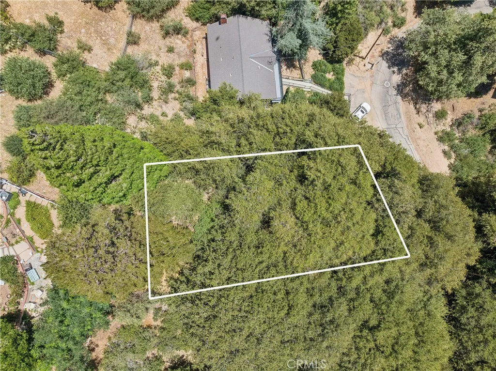2727 Delle, Crestline, CA 92325 - Photo 2 of 10, Crestline, CA