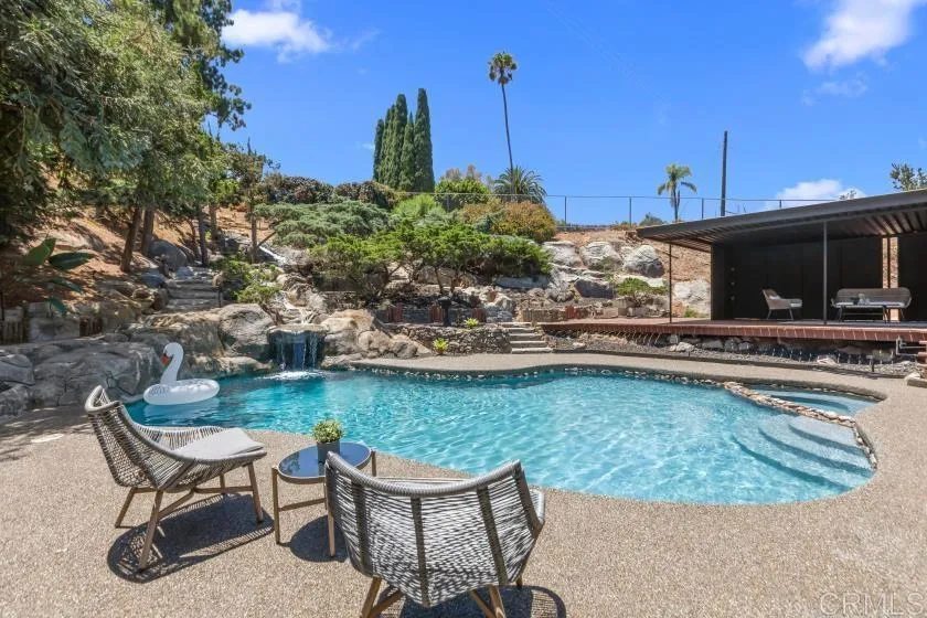 https://cdn.realtyfeed.com/cdn/127/306755099/0919d4e4a1625f008258d2f0c190d1cf.webp