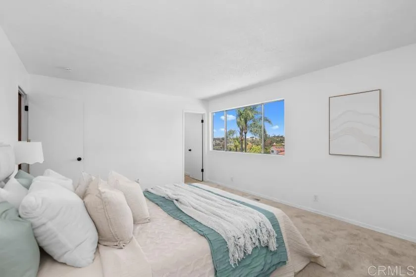 https://cdn.realtyfeed.com/cdn/127/306755099/adbb369489e61e329ececde9babc7744.webp