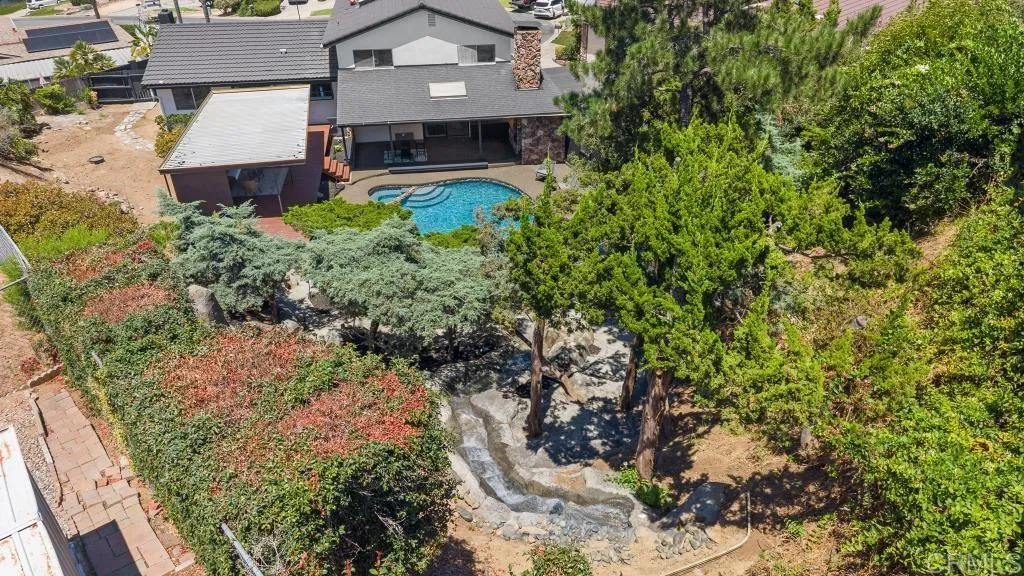 https://cdn.realtyfeed.com/cdn/127/306755099/c8b0a5911ae1ee538726826ac60d5f66.webp