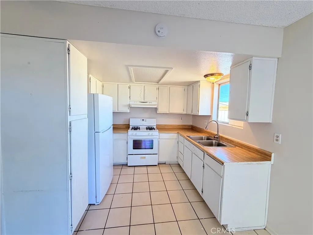 5533 Encelia Drive, 29 Palms, CA 92277 - Photo 4 of 19, 29 Palms, CA