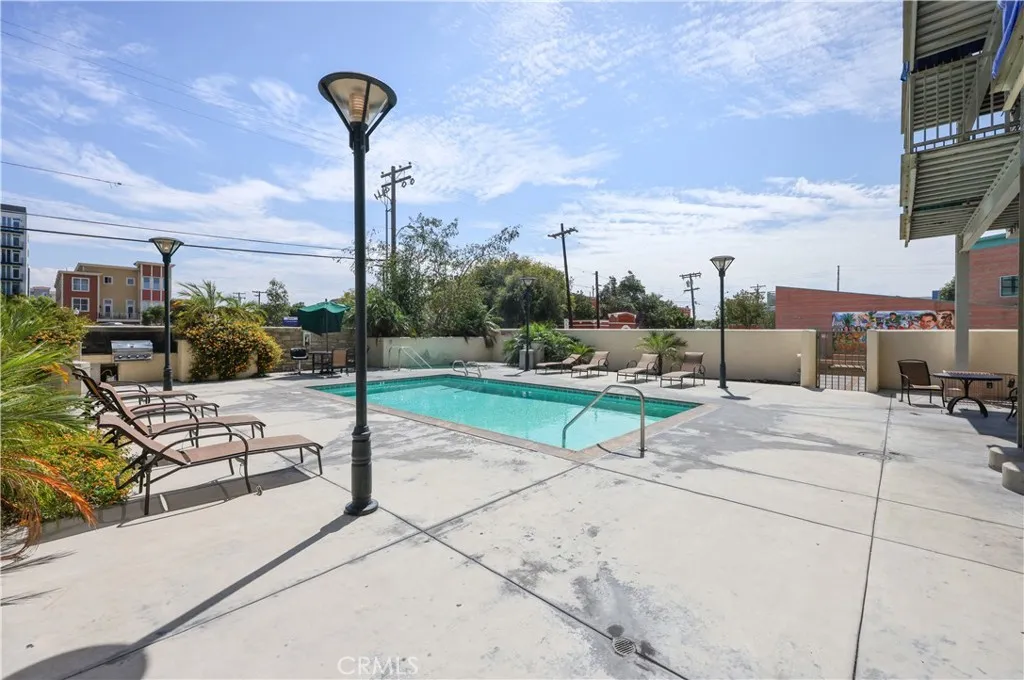 https://cdn.realtyfeed.com/cdn/127/306755142/51455a1f1190af41c3577196d7457a4c.webp