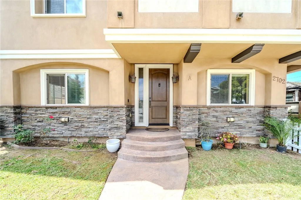 2702 Gates Avenue Unit A, Redondo Beach, CA 90278 - Photo 4 of 34, Redondo Beach, CA