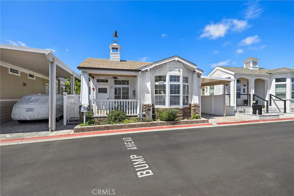 252 Mayflower, Newport Beach, CA 92660 - Photo 2 of 44, Newport Beach, CA