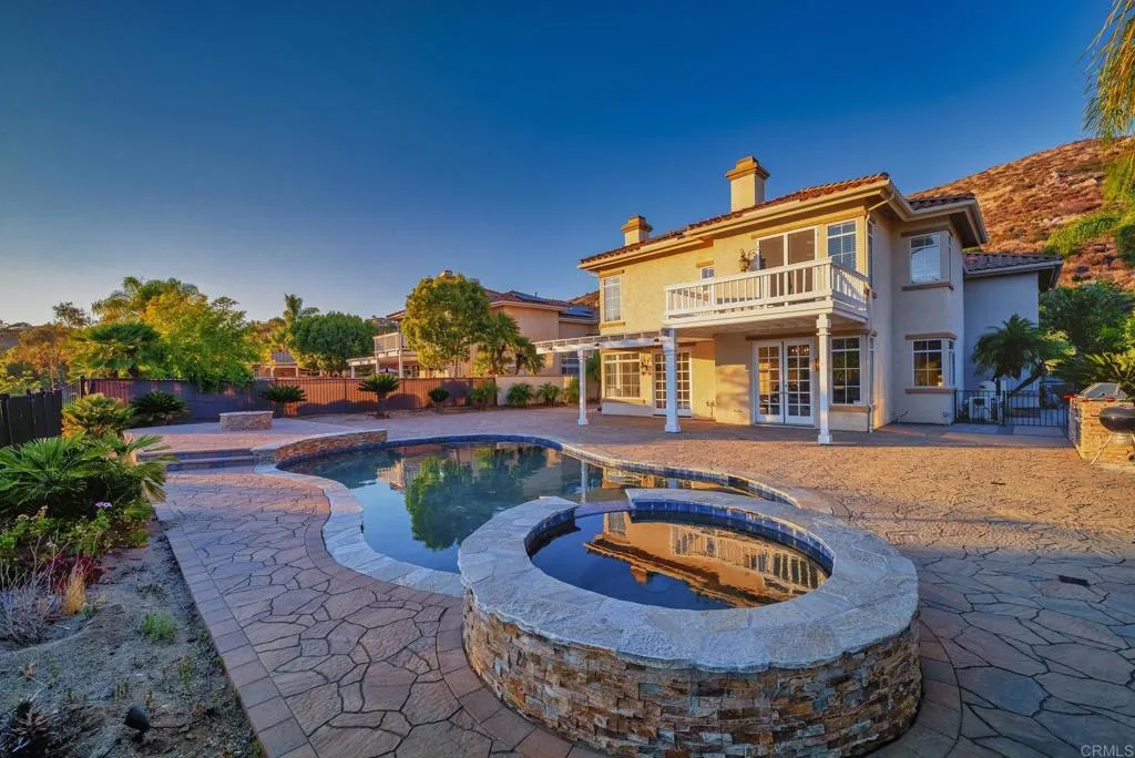 https://cdn.realtyfeed.com/cdn/127/306755177/99ed6c419904f83238d66a2d7a1feb49.webp