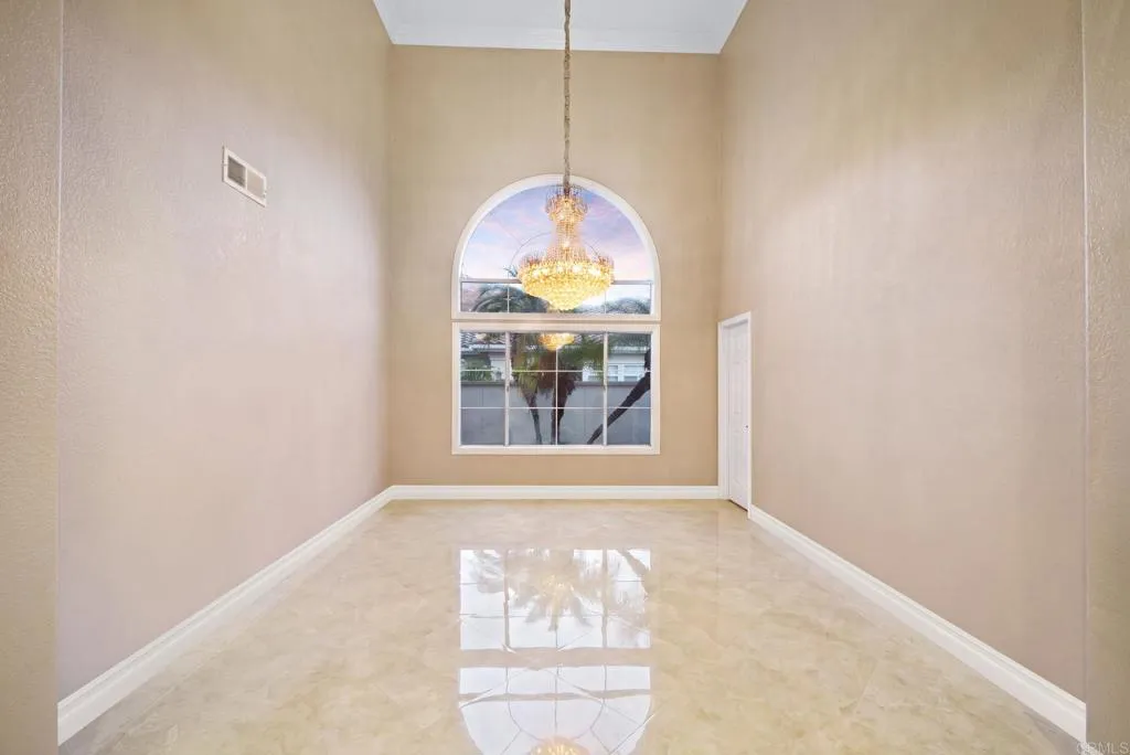 1648 Corte De Las Piedras, El Cajon, CA 92019 - Photo 5 of 32, El Cajon, CA