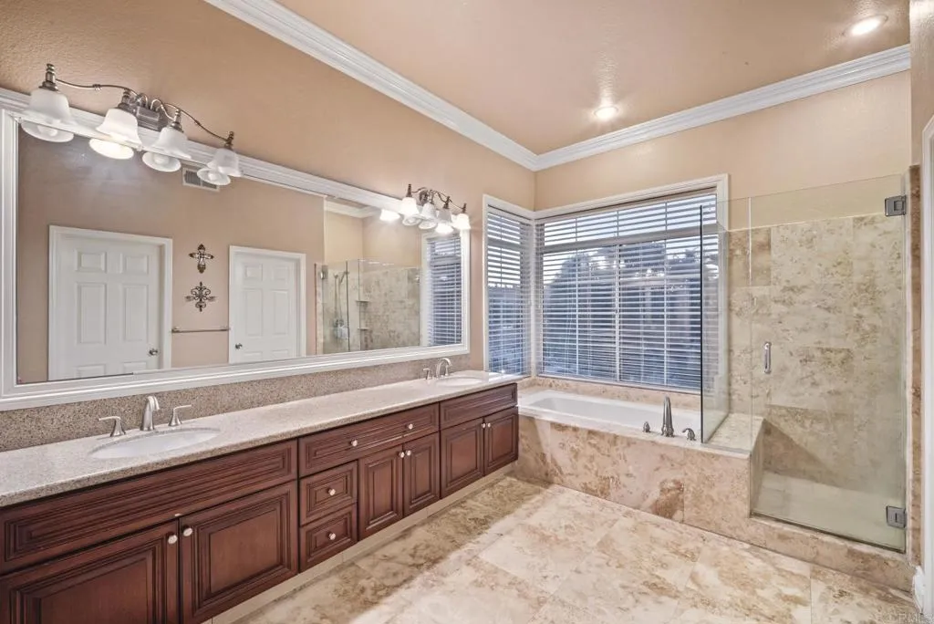 https://cdn.realtyfeed.com/cdn/127/306755177/eb069aa666ccc1f40d208d11493a4517.webp