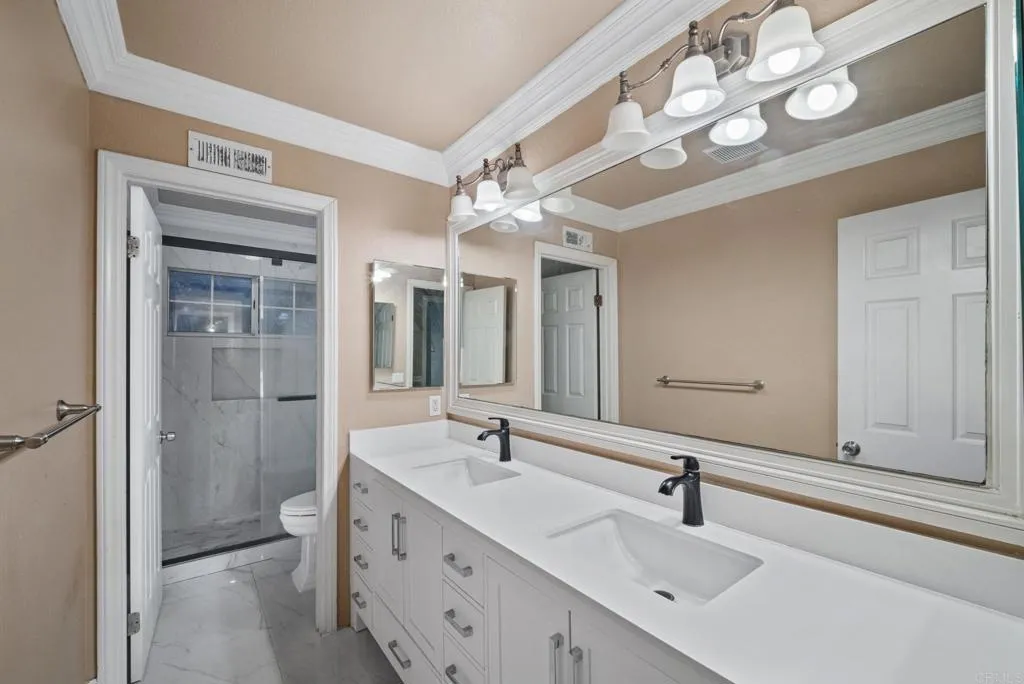 https://cdn.realtyfeed.com/cdn/127/306755177/fda9640314e0073341d10bbbb234dfe2.webp