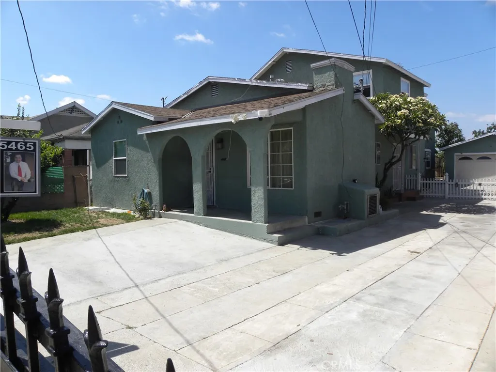 4611 Leonis, Commerce, CA 90040 - Photo 2 of 26, Commerce, CA