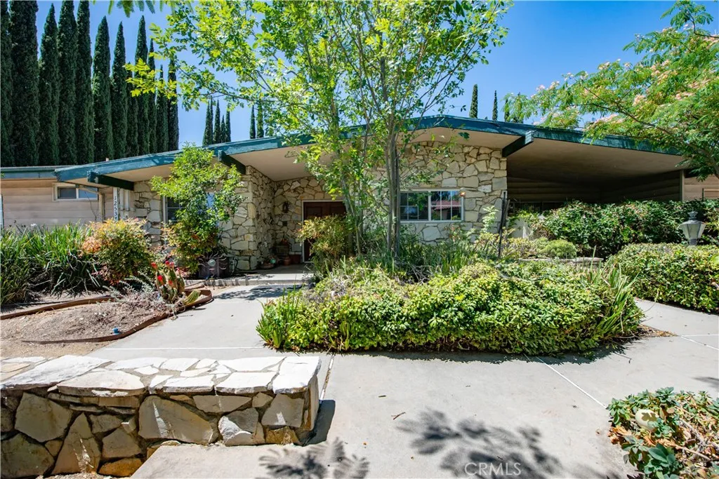 12537 Kenny, Granada Hills, CA 91344 - Main photo, Granada Hills, CA