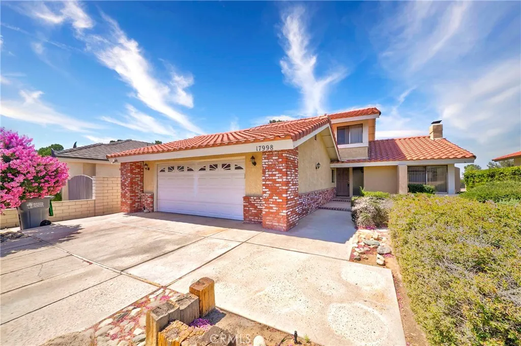 17998 Pebble Beach, Victorville, CA 92395 - Photo 4 of 70, Victorville, CA