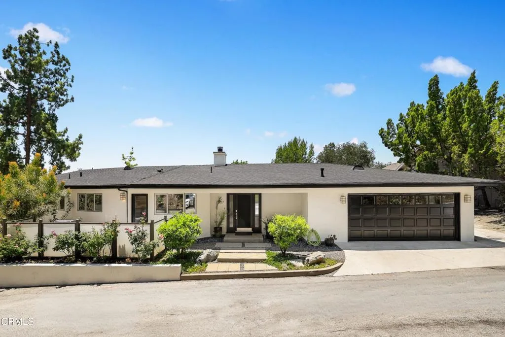 La Canada Flintridge, CA 91011