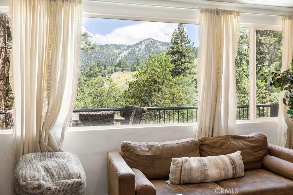 1289 Balsam, Big Bear Lake, CA 92315 - Photo 3 of 37, Big Bear Lake, CA