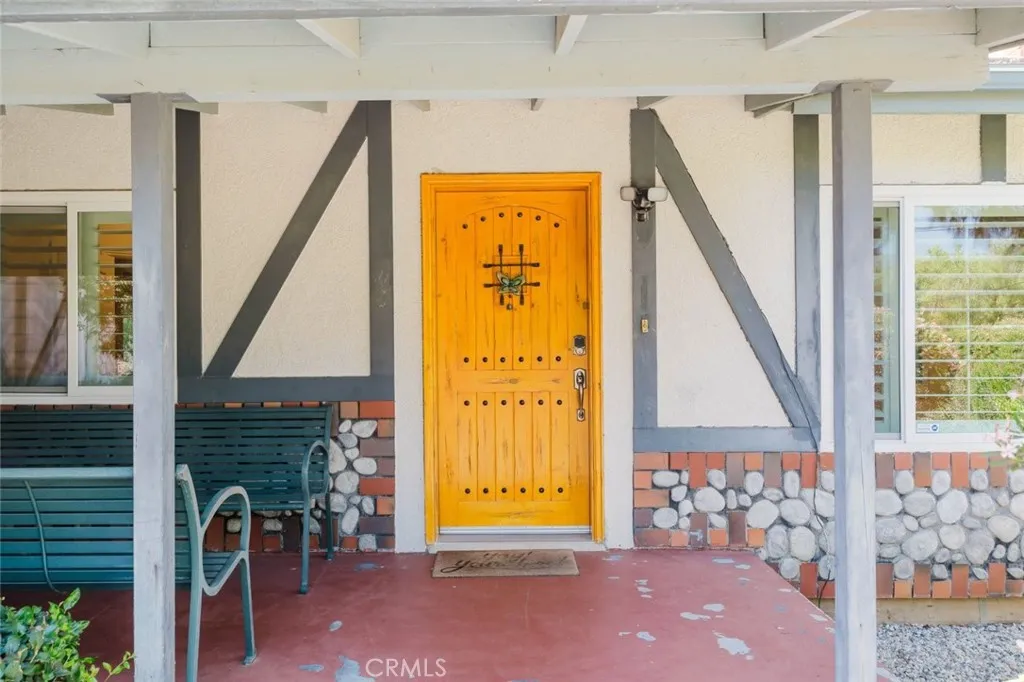 7305 Verdugo Crestline Drive, Tujunga, CA 91042 - Photo 5 of 50, Tujunga, CA