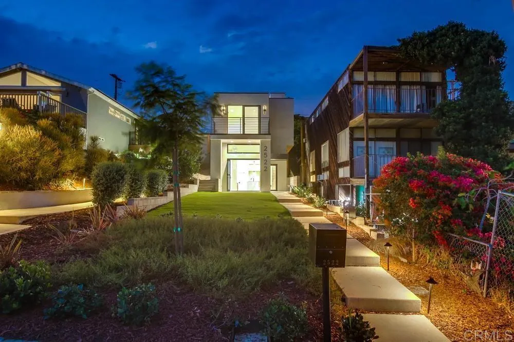 2522 Chalcedony St, Pacific Beach (San Diego), CA 92109 - Photo 2 of 75, Pacific Beach (san Diego), CA