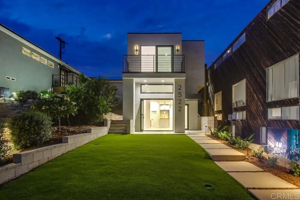 2522 Chalcedony St, Pacific Beach (San Diego), CA 92109 - Photo 4 of 75, Pacific Beach (san Diego), CA