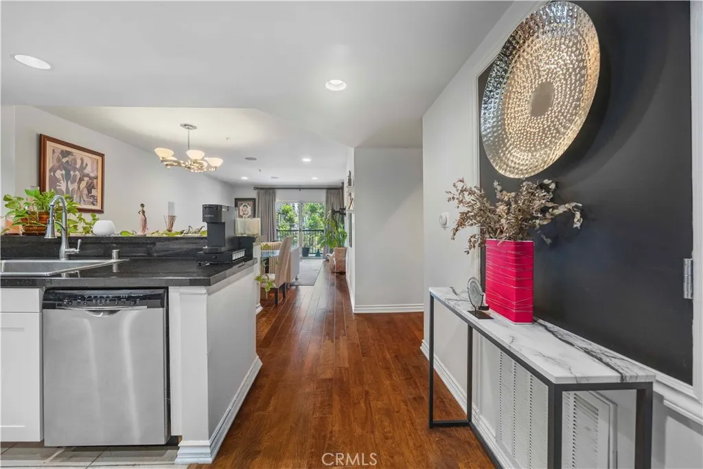 7100 Alvern Street Unit 311, Los Angeles, CA 90045 - Photo 3 of 30, Los Angeles, CA