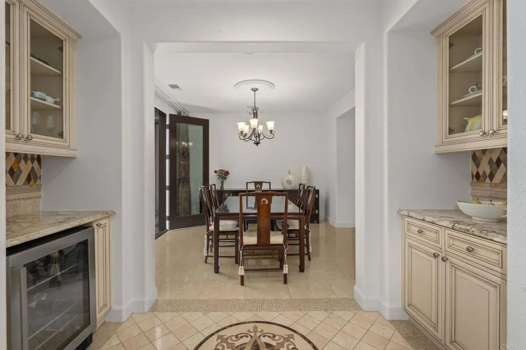 https://cdn.realtyfeed.com/cdn/127/306755322/0e5470bef00f6a8c21170a6e82682ca7.webp