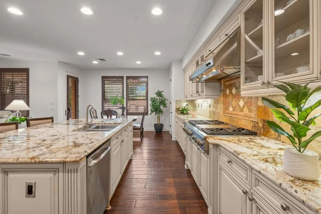 https://cdn.realtyfeed.com/cdn/127/306755322/4066a3b243dedfb2075d22a97cbbabd9.webp