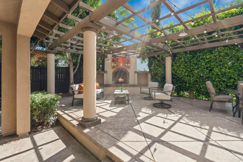 https://cdn.realtyfeed.com/cdn/127/306755322/5baa2db9949f7de29a7f260991d17899.webp
