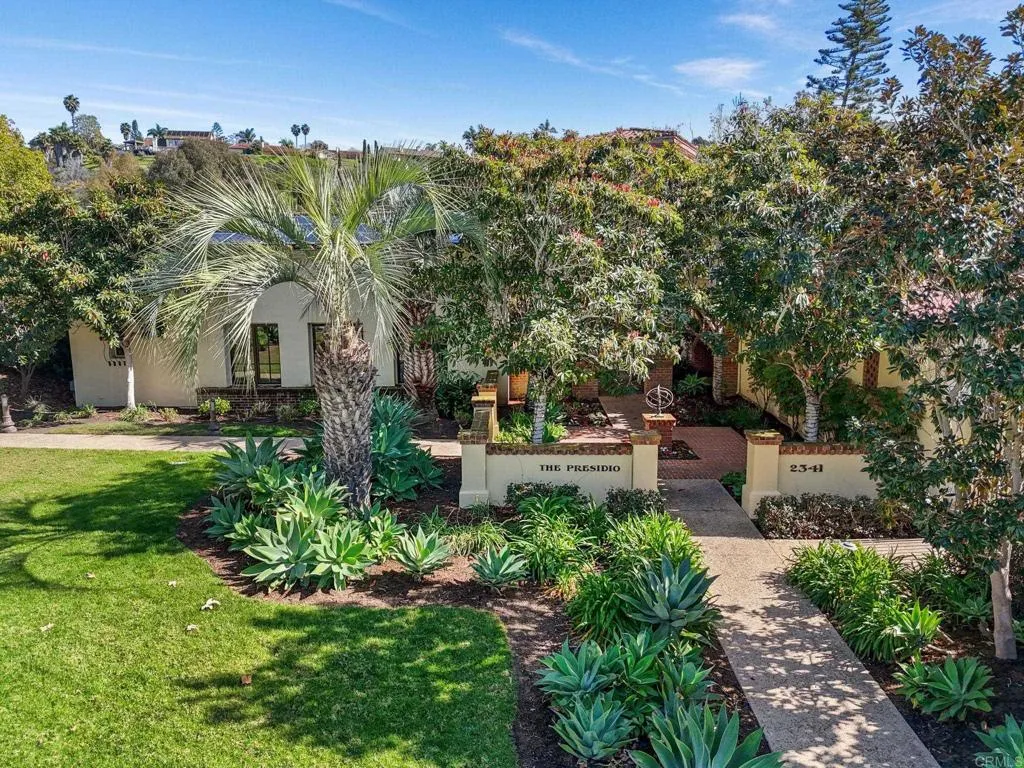 https://cdn.realtyfeed.com/cdn/127/306755322/5ecdd35ffa28478ceb90b2c20af66dbd.webp