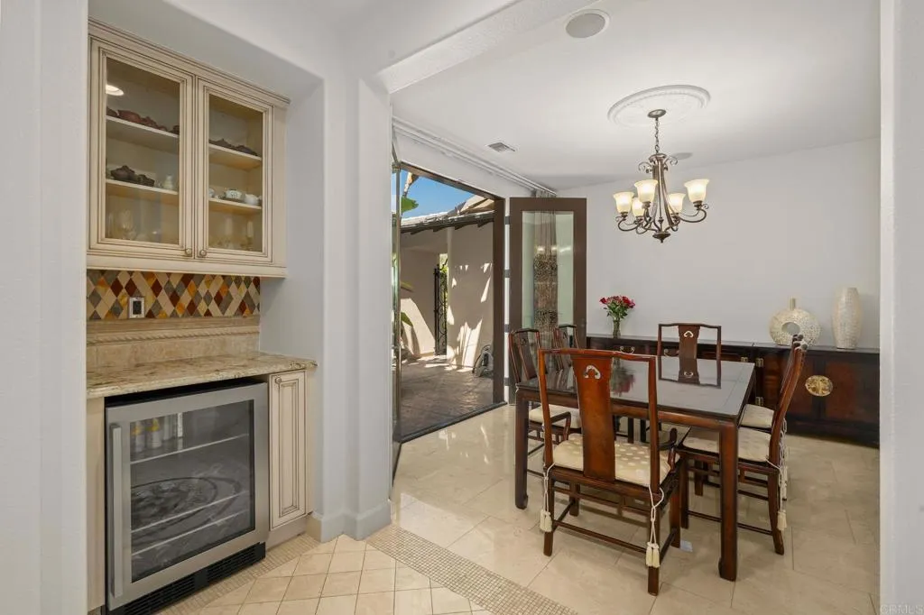 https://cdn.realtyfeed.com/cdn/127/306755322/930e9fbe6e034fbb05dd8c7d1db536e2.webp