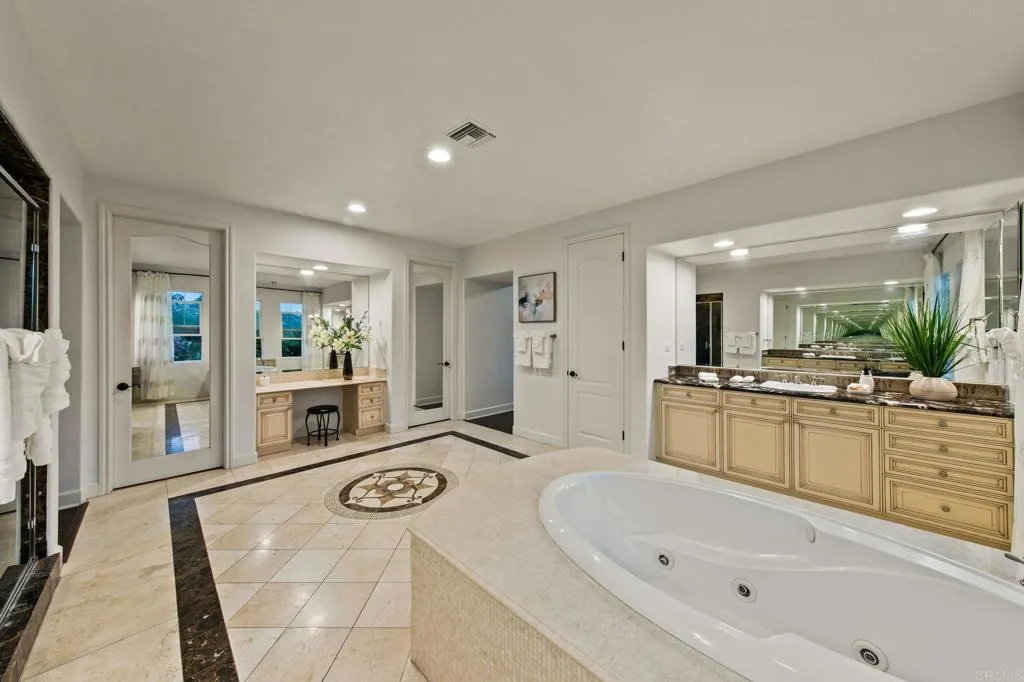 https://cdn.realtyfeed.com/cdn/127/306755322/b6660c73b73c85e03b46aa88dcb95264.webp